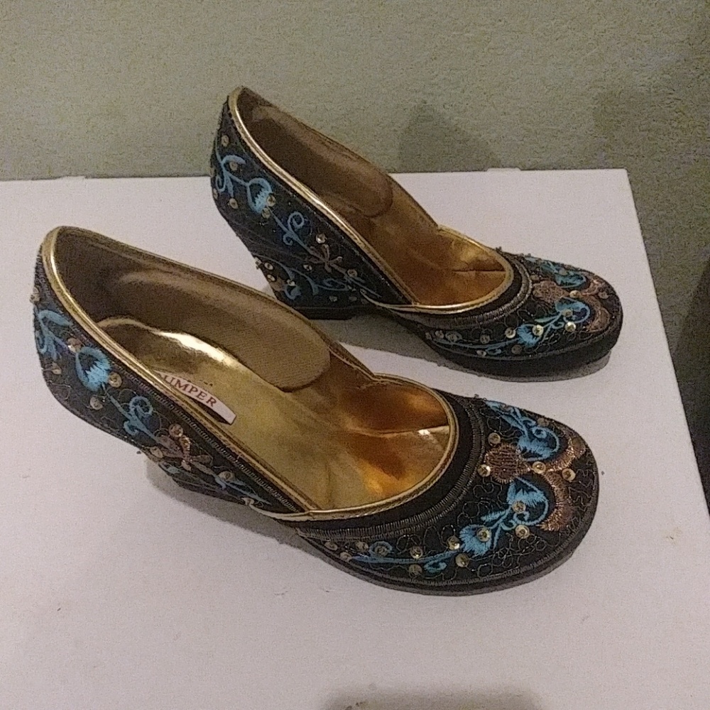 Black decorated shoes